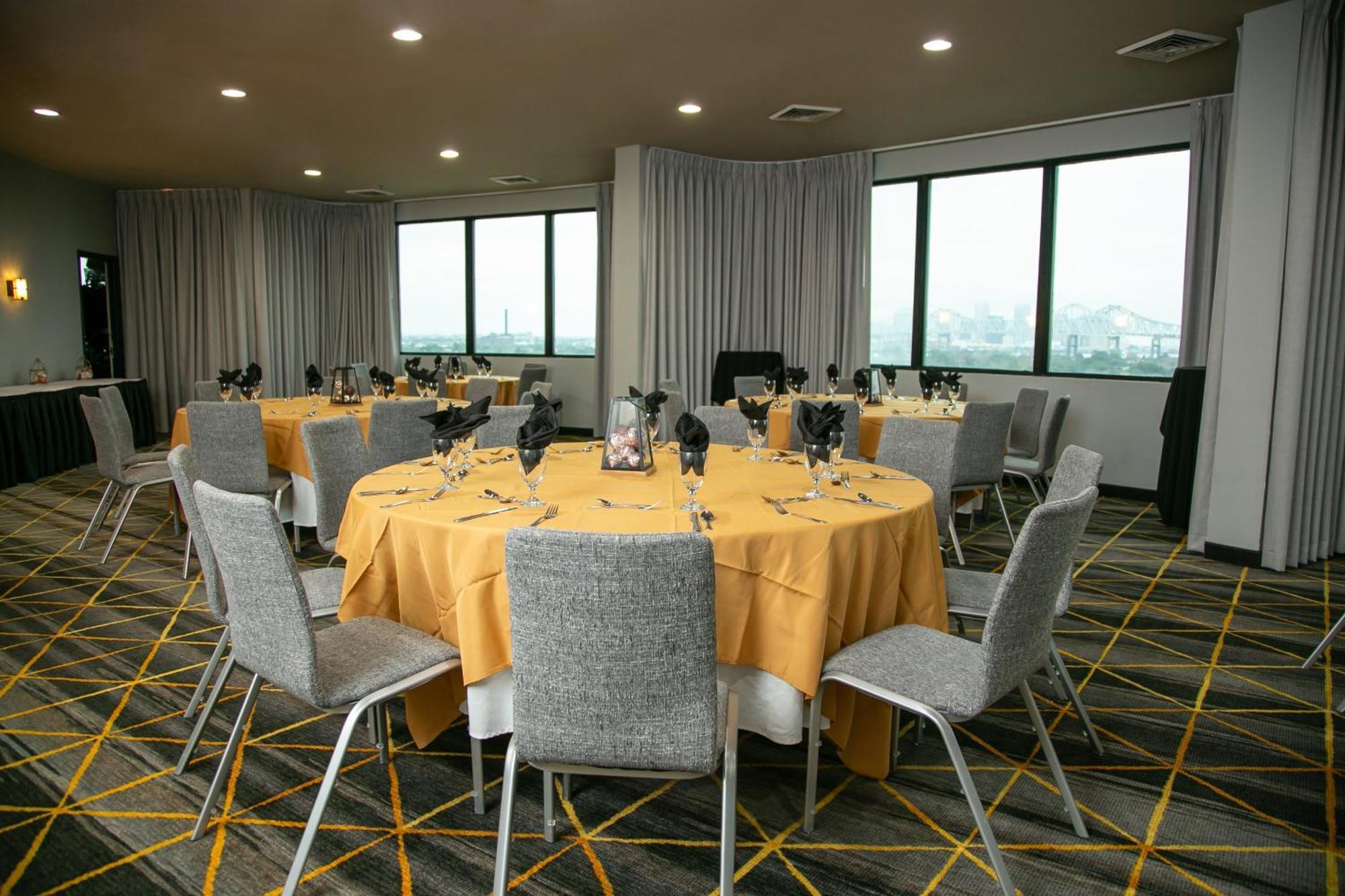 Holiday Inn New Orleans West Bank Tower By Ihg Gretna Exterior foto