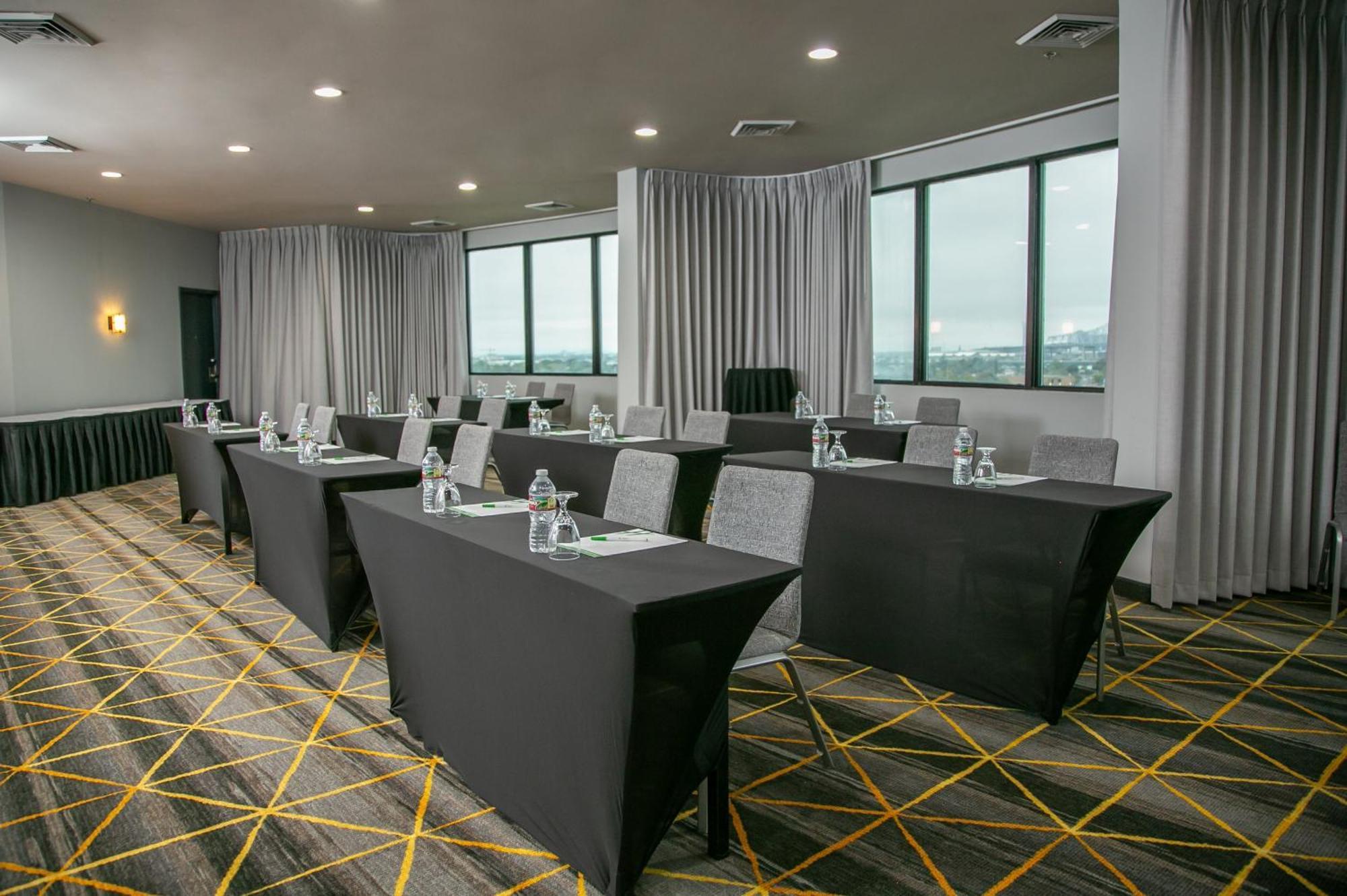 Holiday Inn New Orleans West Bank Tower By Ihg Gretna Exterior foto
